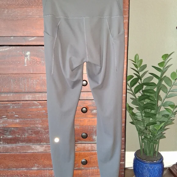 Lululemon Wunder Under Train Leggings With Pockets - Picture 3 of 13